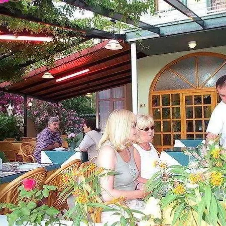 Seler Μαρμαρίς